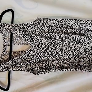 Old navy animal print tank top